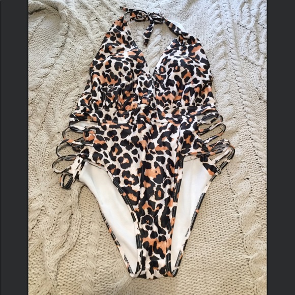 Sexy, leopard print, cut out, one piece swimsuit, XL. - Picture 2 of 3